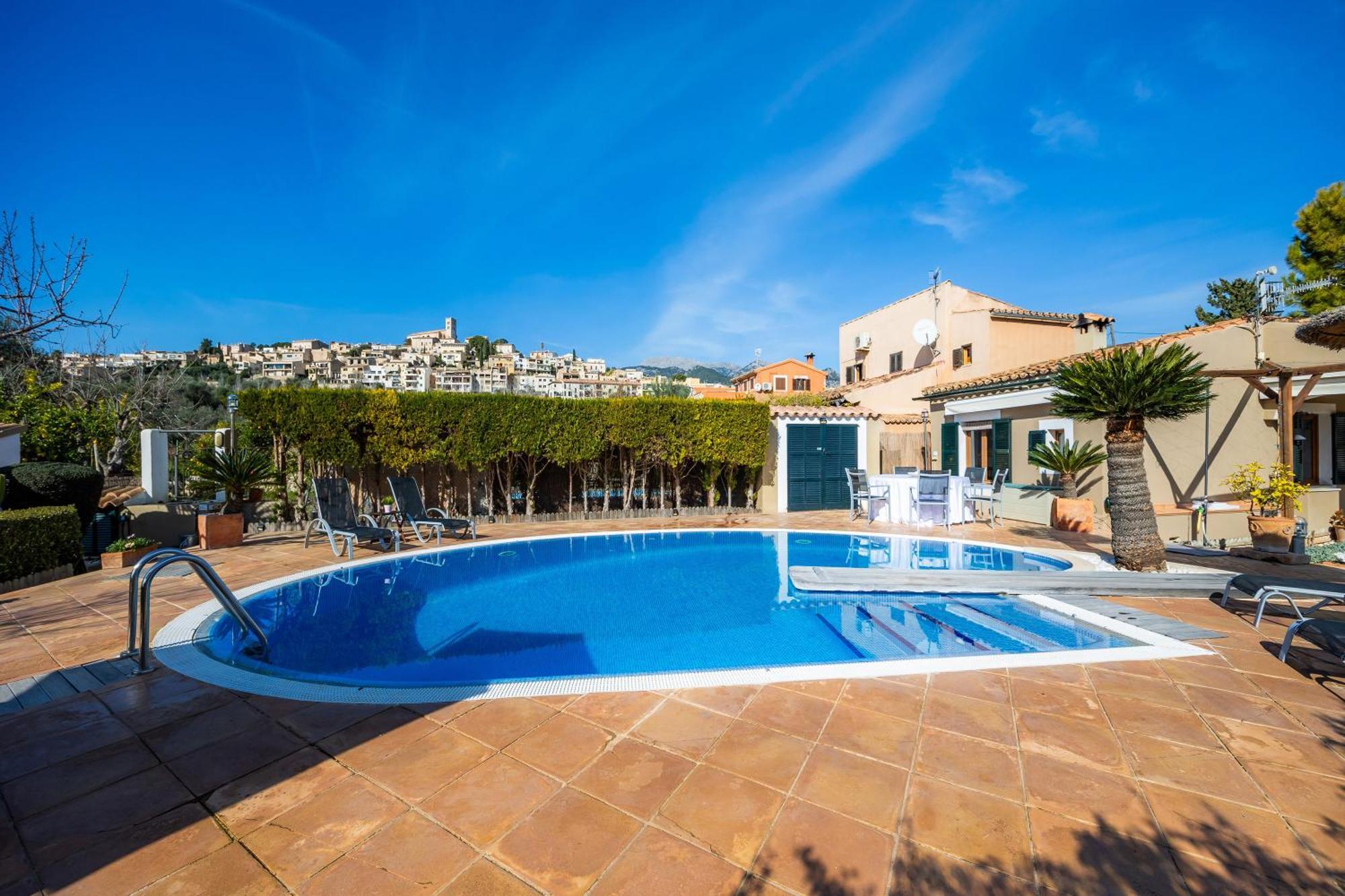 Villa Son Macia *